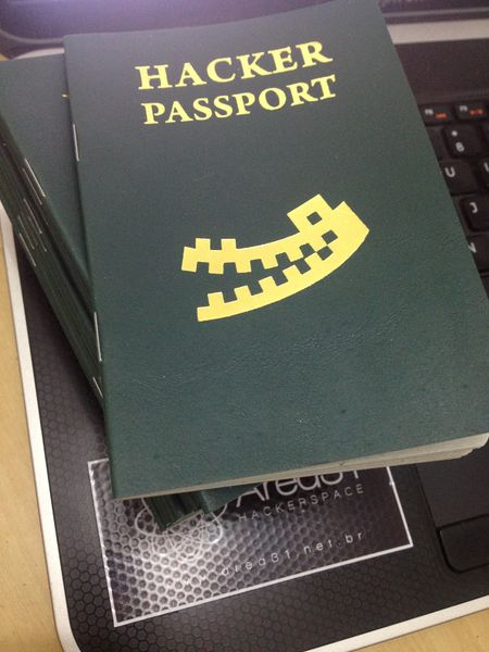 Arquivo:Passport-hacker.jpg
